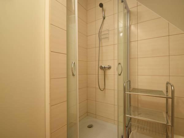 Zolty Domek Apartment Dzwirzyno Bagian luar foto